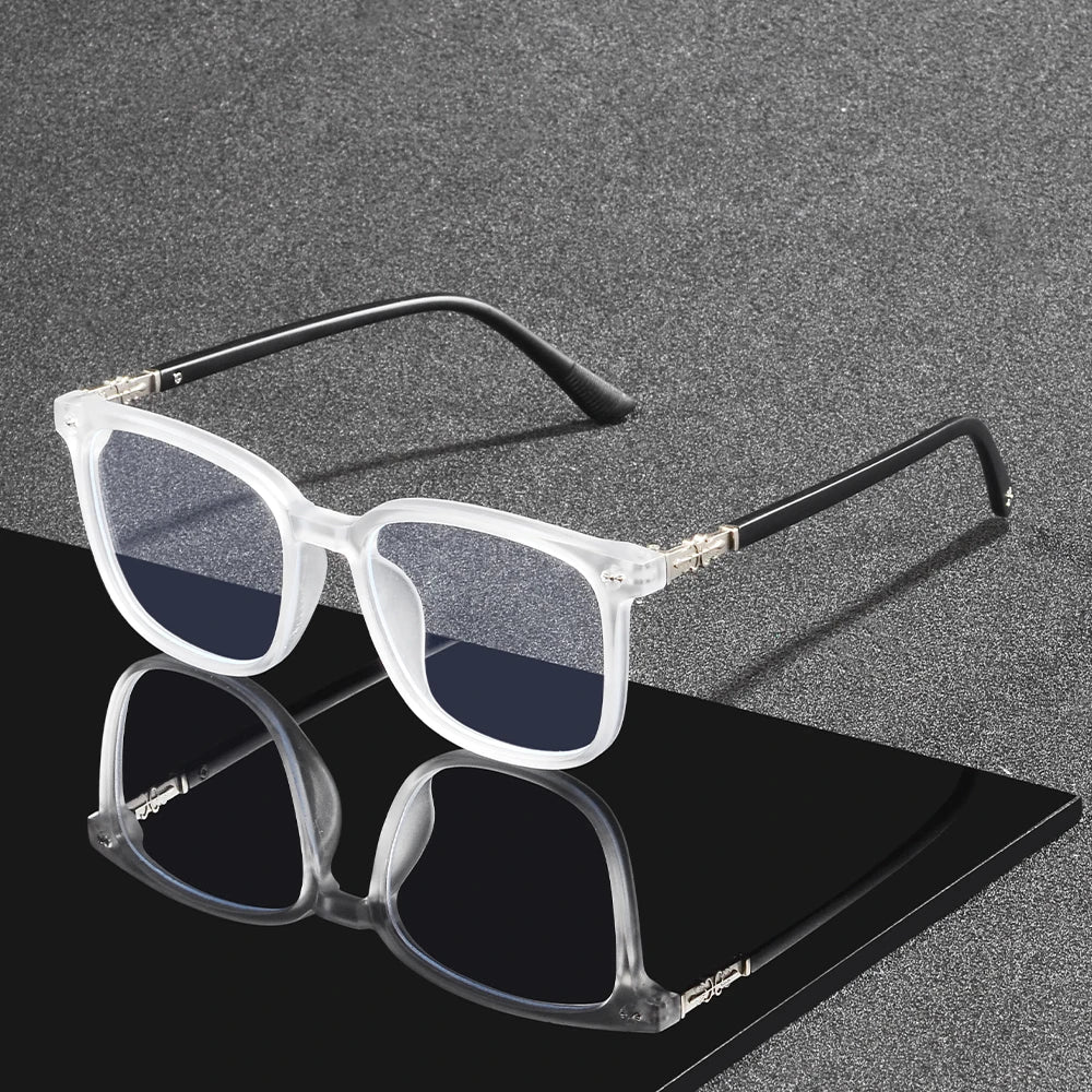 CRIXALIS Anti lumière bleue lunettes pour femmes et hommes ordinateur/téléphone vie quotidienne mode et lunettes à la mode lunettes naturelles